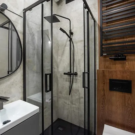 P19 Apartment *